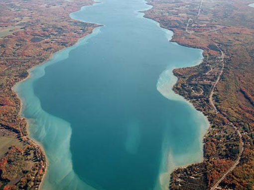 torch lake michigan pontoon rentals